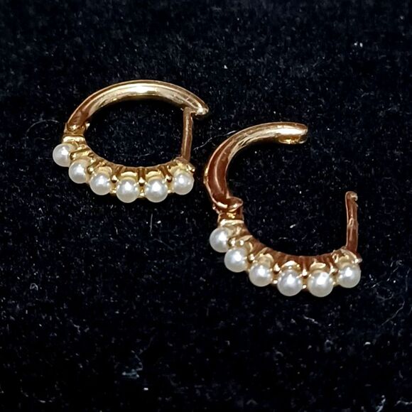 Vintage 8-Strand Faux Pearl Necklace, 16", with Two Earring Sets - Picture 3 of 7